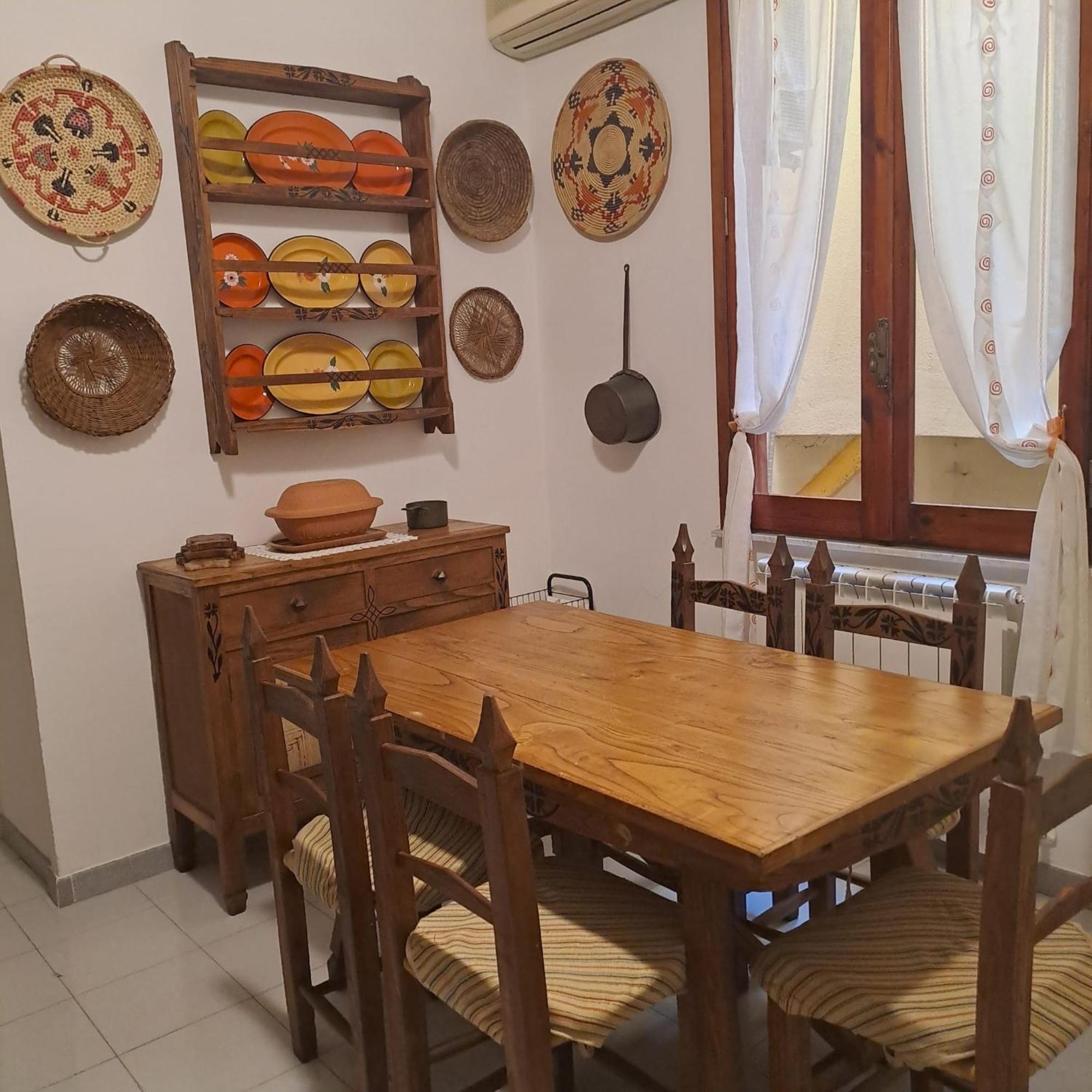 カリアリCasa Biasiアパートメント エクステリア 写真